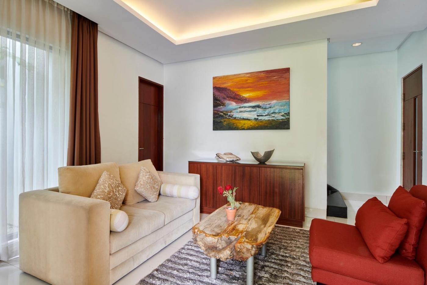 Oyama City View Villa 4 Bedrooms With A Private Swimming Pool Bandung Kültér fotó